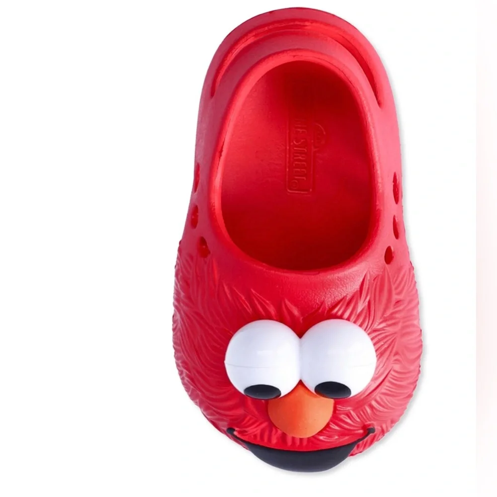 Sesame Street baby’s boy Elmo Slip on clog red. Size 5